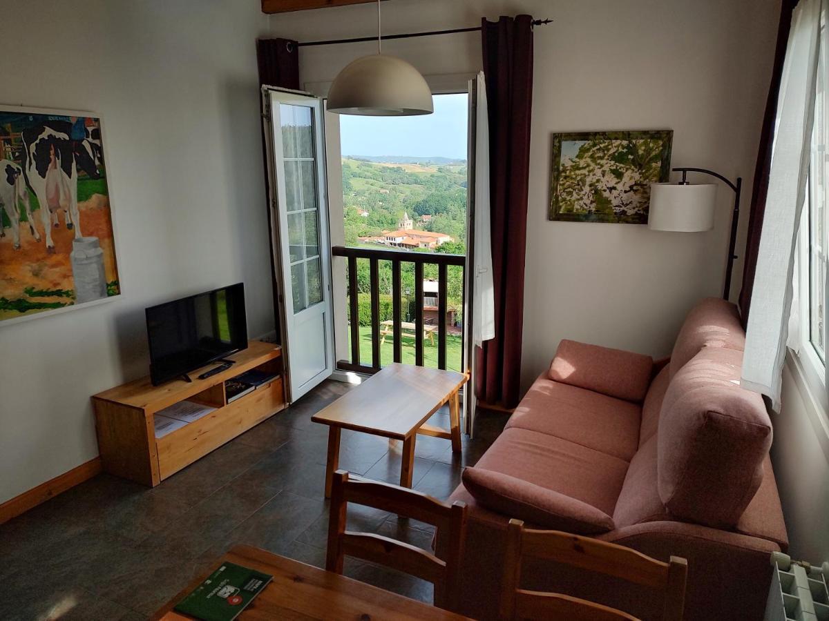 Apartamentos Corona Comillas Exterior photo